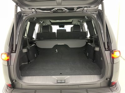 2025 Lexus GX — миниатюра 14