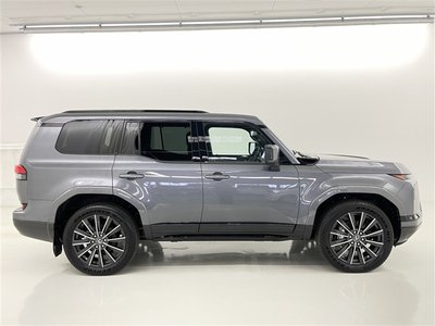 2025 Lexus GX — миниатюра 19