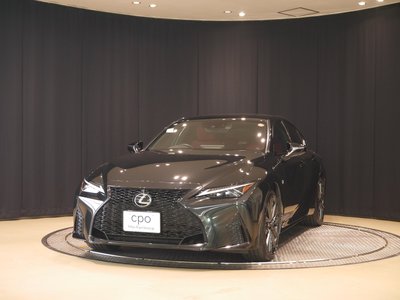 LEXUS IS - 1