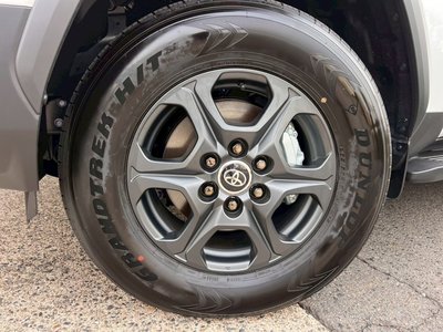 TOYOTA LAND CRUISER 300 - 9