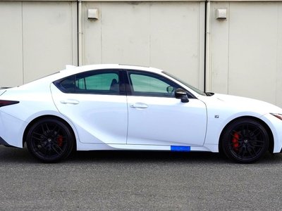 LEXUS IS - 3