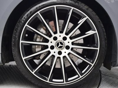 MERCEDES-BENZ E-CLASS - 6