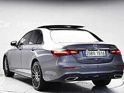 MERCEDES-BENZ E-CLASS - 4