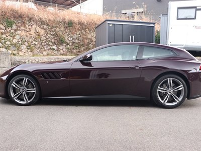 FERRARI GTC4 LUSSO - 9