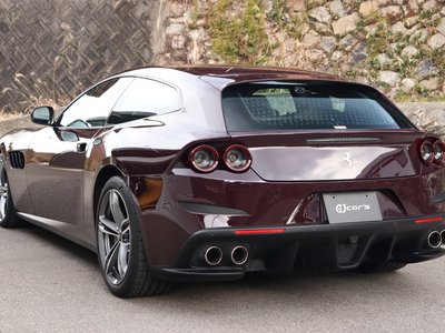 FERRARI GTC4 LUSSO - 8