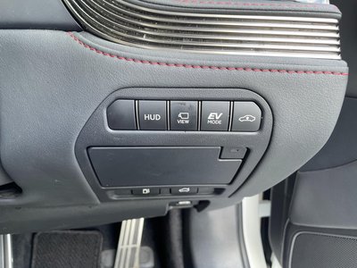 صورة مصغرة 33 لـ 2021 Lexus LS