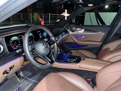 MERCEDES-BENZ E-CLASS - 10