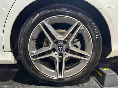 MERCEDES-BENZ E-CLASS - 7