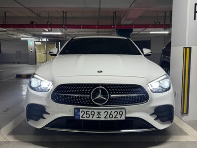 MERCEDES-BENZ E-CLASS