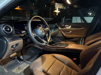 MERCEDES-BENZ E-CLASS - 9