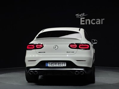 MERCEDES-BENZ GLC - 4