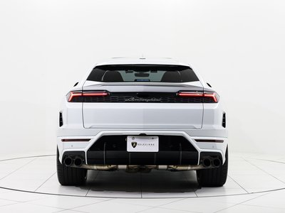 LAMBORGHINI URUS - 7