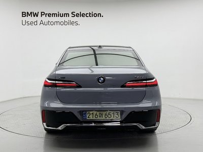 BMW 7 SERIES - 2