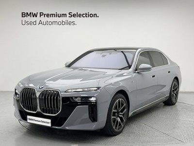 BMW 7 SERIES - 1