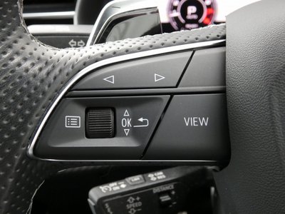 AUDI RS Q8 2022 thumbnail 23