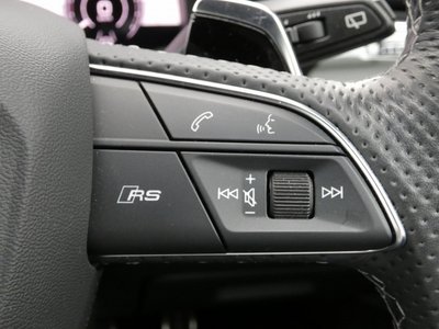 AUDI RS Q8 2022 thumbnail 24