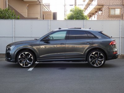 AUDI RS Q8 2022 thumbnail 8