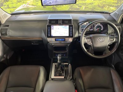 TOYOTA LAND CRUISER PRADO - 2