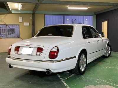 BENTLEY ARNAGE - 3