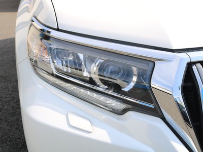 TOYOTA LAND CRUISER PRADO - 2