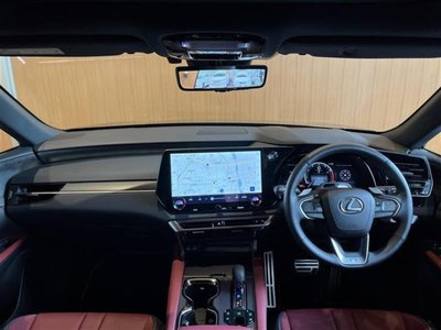 صورة 5 لـ 2025 Lexus RX