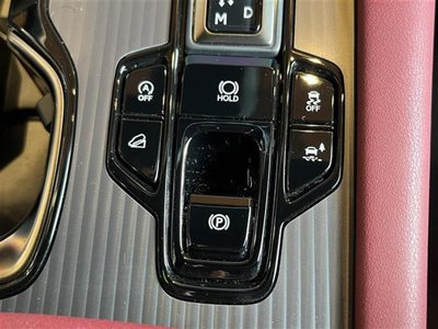 صورة مصغرة 32 لـ 2025 Lexus RX