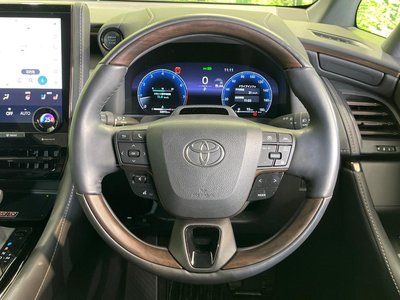 2025 Toyota ALPHARD thumbnail 11