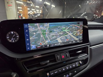 صورة مصغرة 14 لـ 2025 Lexus ES