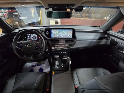 2025 LEXUS ES 照片 4