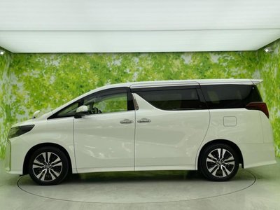 TOYOTA ALPHARD - 2