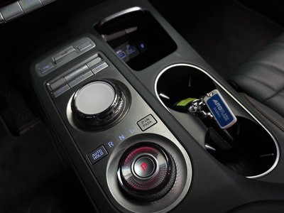 2022 Genesis GV70 缩略图 12