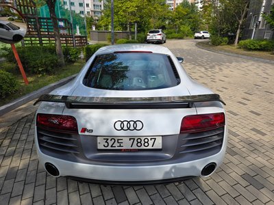 AUDI R8 - 3