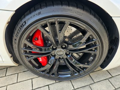 AUDI R8 - 6