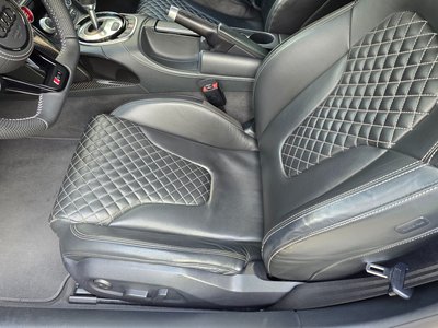 AUDI R8 - 10