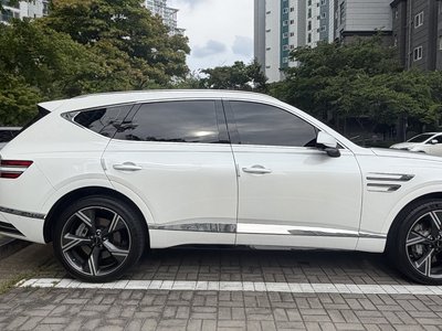 GENESIS GV80 - 3