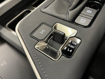 2025 Lexus GX — миниатюра 104