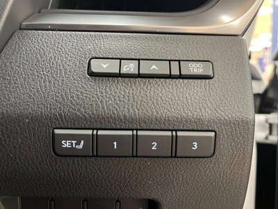 2025 Lexus GX — миниатюра 44