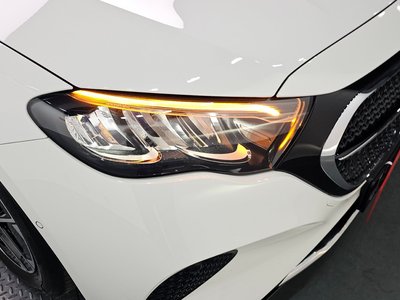 MERCEDES-BENZ E-CLASS - 9