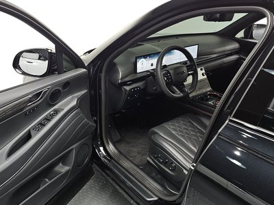 2025 Genesis GV80 COUPE thumbnail 13