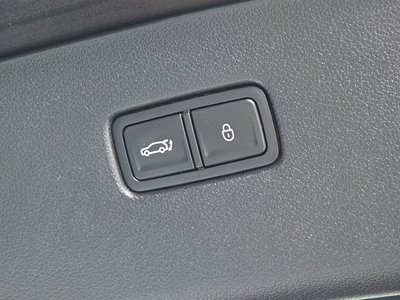 2025 Genesis GV80 COUPE thumbnail 33