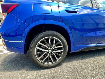 2025 BMW X1 photo 9