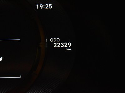 2017 Lexus LC — миниатюра 28