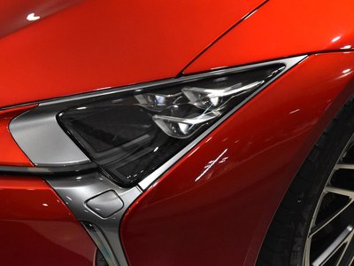 2017 Lexus LC — миниатюра 13