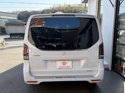 MERCEDES-BENZ V-CLASS - 10