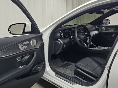 MERCEDES-BENZ E-CLASS - 10