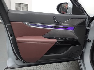 2025 BMW 7 SERIES thumbnail 14