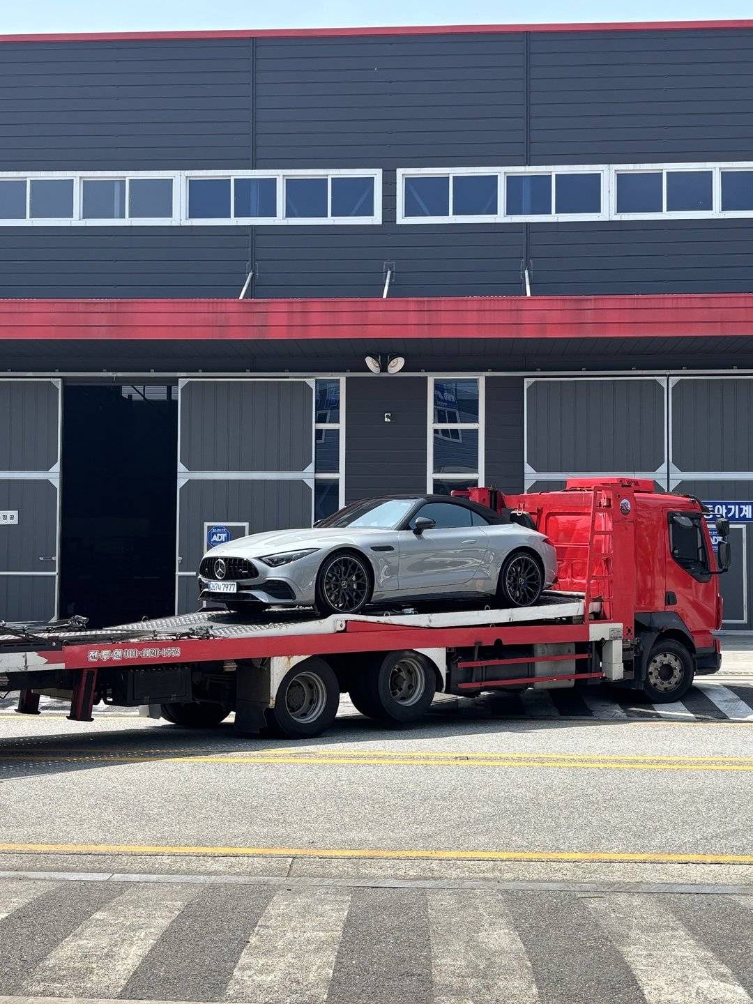 MERCEDES-BENZ SL - View 1