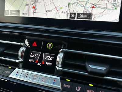 2021 BMW 8 SERIES — миниатюра 101