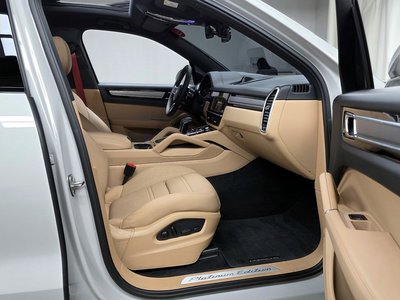 PORSCHE CAYENNE - 10