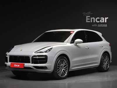 PORSCHE CAYENNE - 1